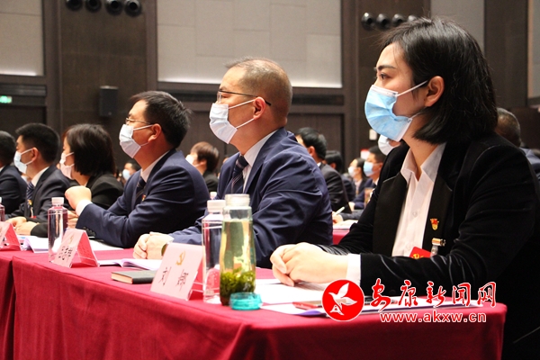 �۽��h�������h���킃�J(r��n)���� ��(b��o)�棨�M�D��