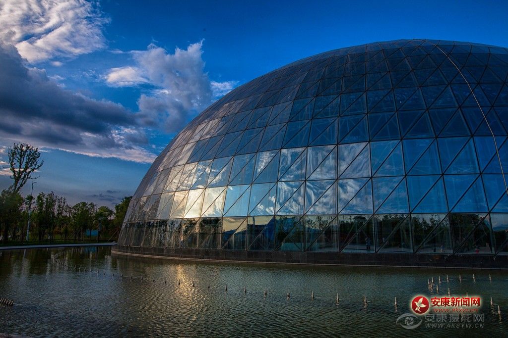 �{(l��n)���Ӱ