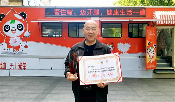 安康李軍，18年獻(xiàn)出“10”個(gè)自己……